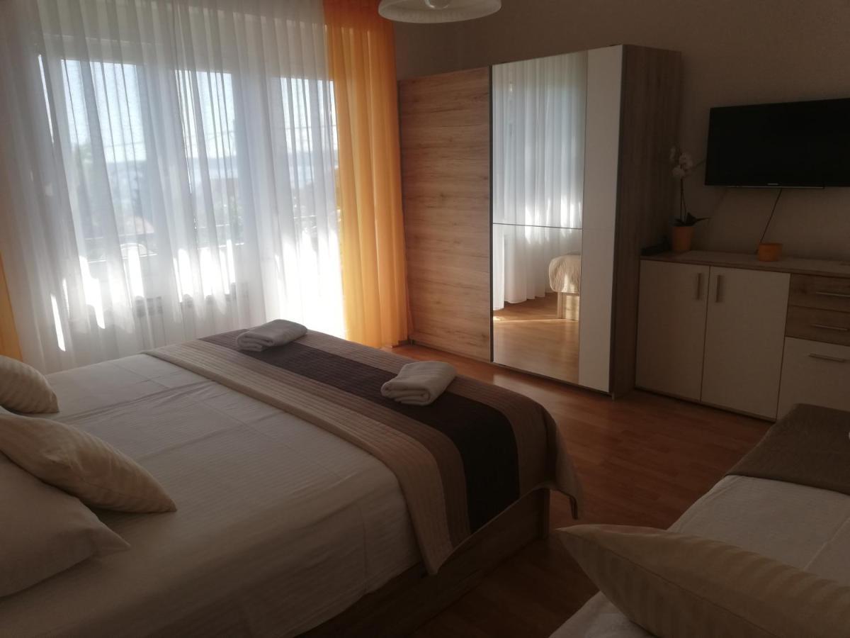 Apartman Bokula Novi Vinodolski Buitenkant foto