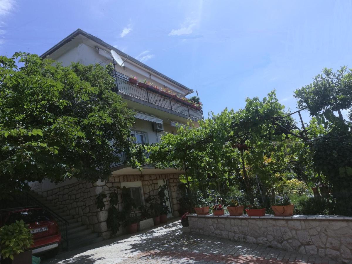 Apartman Bokula Novi Vinodolski Buitenkant foto