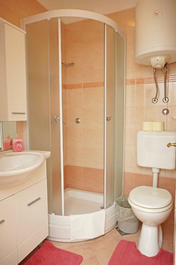 Apartman Bokula Novi Vinodolski Buitenkant foto