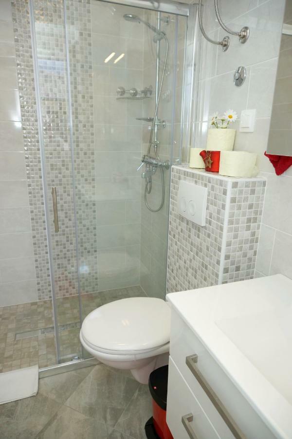 Apartman Bokula Novi Vinodolski Buitenkant foto